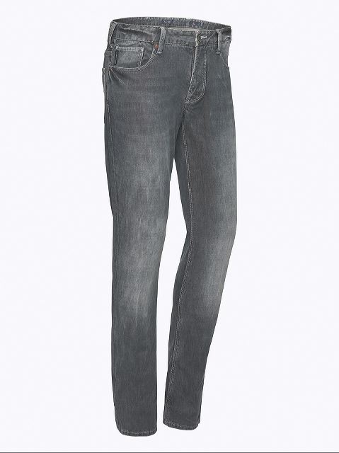 33_armanijeans_van__2db4a4f.jpg