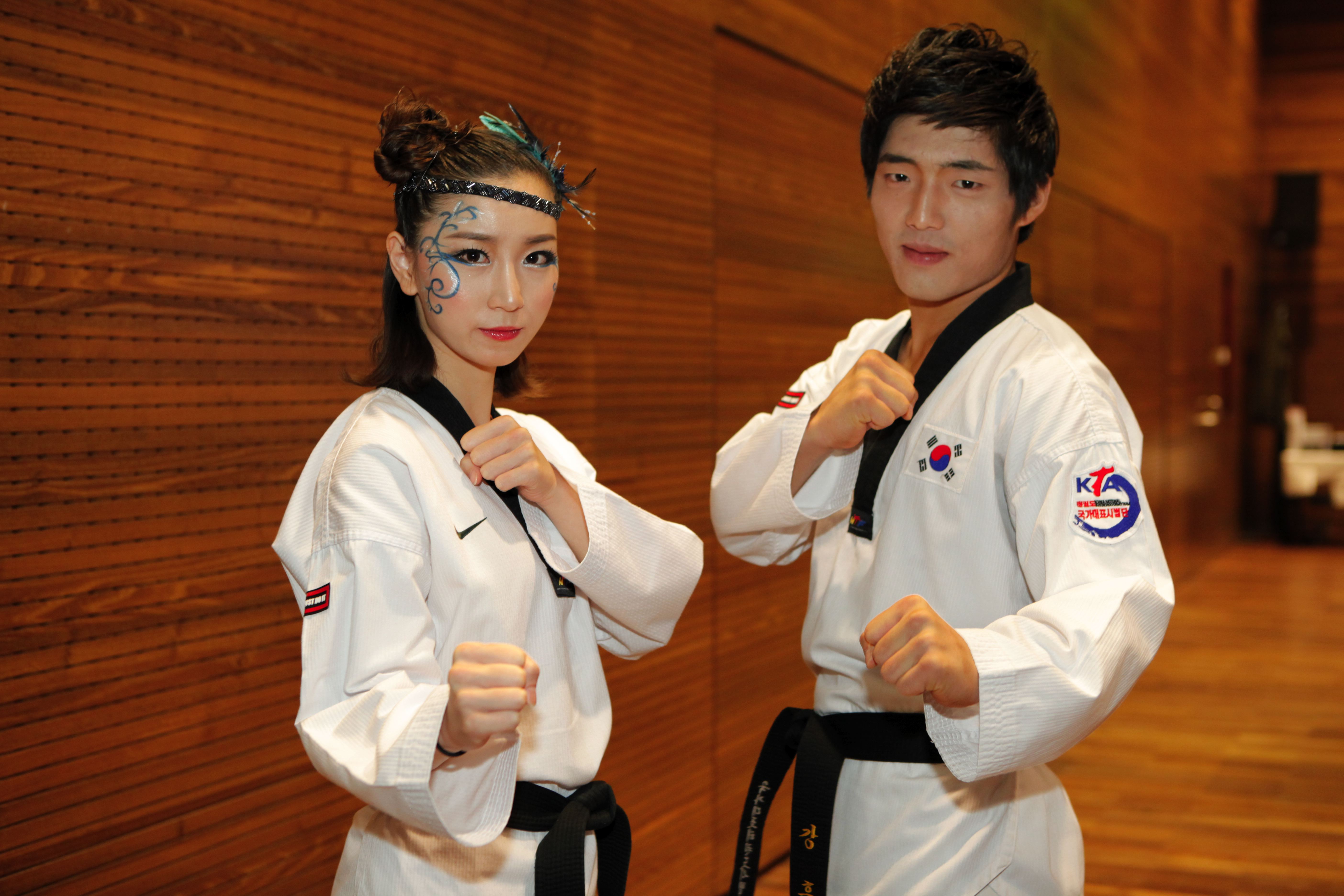 03_taekwondo_artisten.jpg